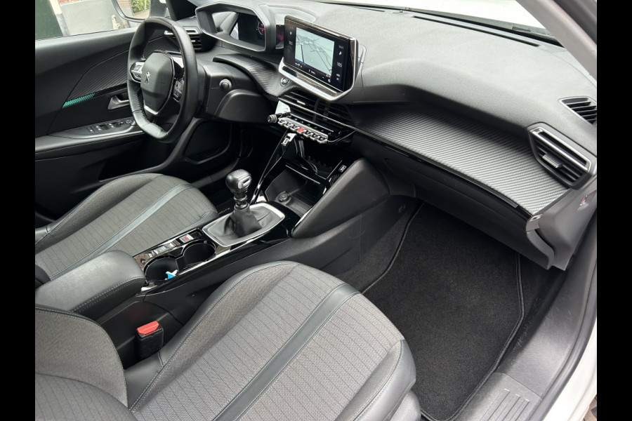 Peugeot 2008 1.2 130pk Allure Navi, Camera, CarPlay, 1e Eigenaar