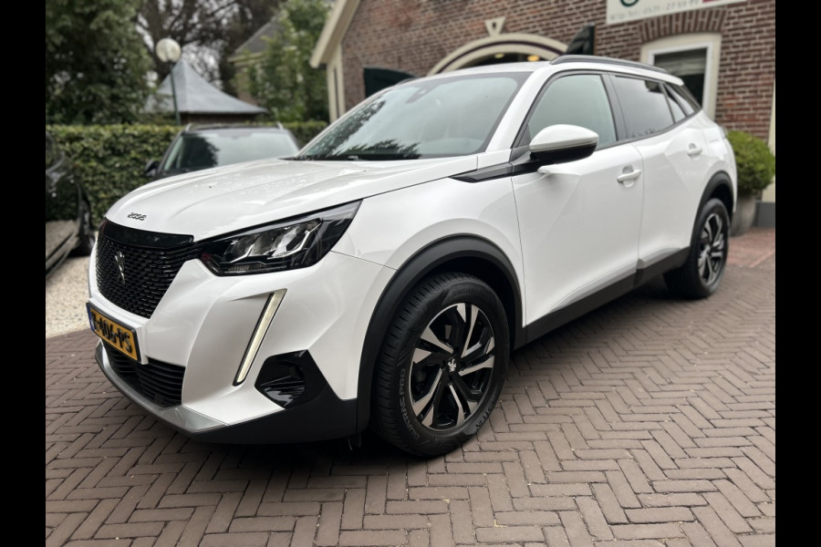 Peugeot 2008 1.2 130pk Allure Navi, Camera, CarPlay, 1e Eigenaar