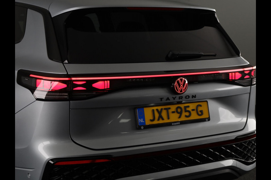 Volkswagen Tayron 1.5 eHybrid R-Line Edition 272 PK | Black & Style pakket | wegklapbare trekhaak | Harman kardon audio | panoramadak