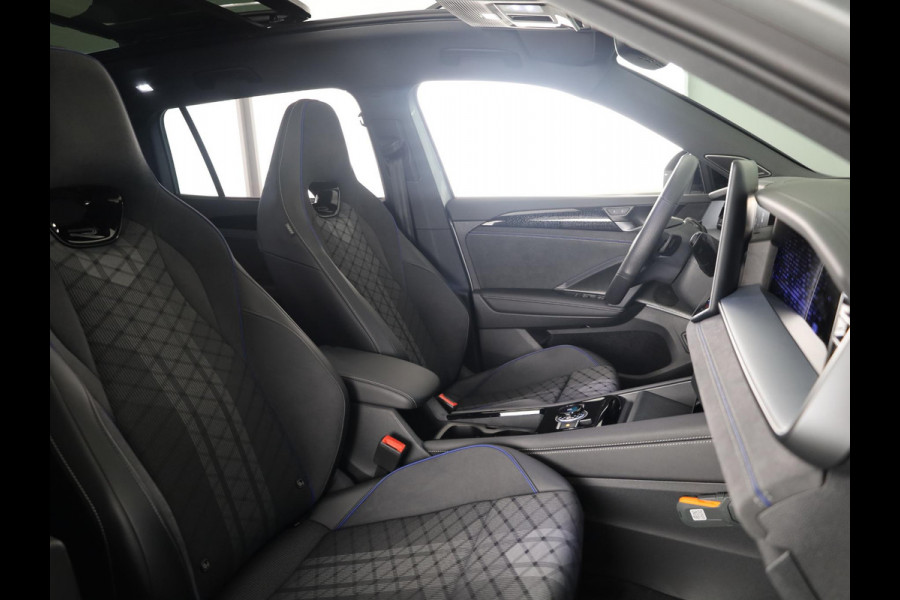 Volkswagen Tayron 1.5 eHybrid R-Line Edition 272 PK | Black & Style pakket | wegklapbare trekhaak | Harman kardon audio | panoramadak