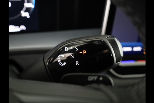 Volkswagen Tayron 1.5 eHybrid R-Line Edition 272 PK | Black & Style pakket | wegklapbare trekhaak | Harman kardon audio | panoramadak