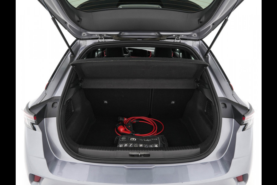 Opel Mokka Electric Level 4 50 kWh [3-Fase-11kW] {SoH-95%} (INCL.BTW) Aut. *HEATPUMP | LEATHER-FABRIC | DIGI-COCKPIT | FULL-LED | CAMERA | COMFORTSEATS | KEYLESS | DAB+ | ECC | CRUISE | 17''ALU*
