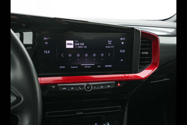 Opel Mokka Electric Level 4 50 kWh [3-Fase-11kW] {SoH-95%} (INCL.BTW) Aut. *HEATPUMP | LEATHER-FABRIC | DIGI-COCKPIT | FULL-LED | CAMERA | COMFORTSEATS | KEYLESS | DAB+ | ECC | CRUISE | 17''ALU*