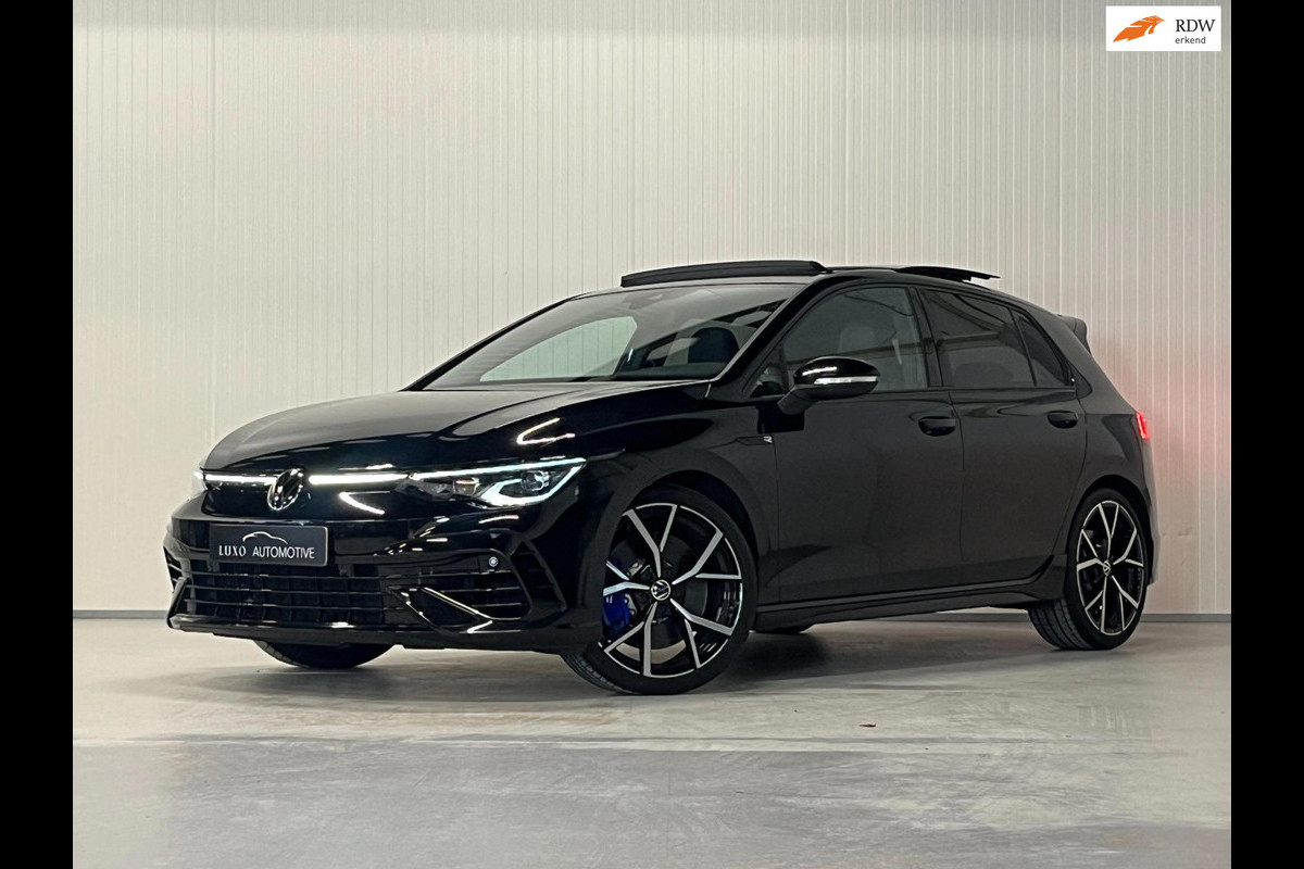 Volkswagen Golf 2.0 TSI R 4Motion | AKRAPOVIC | PANO | LEDER | IQ LIGHTS | MEMORY