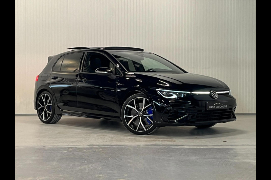 Volkswagen Golf 2.0 TSI R 4Motion | AKRAPOVIC | PANO | LEDER | IQ LIGHTS | MEMORY