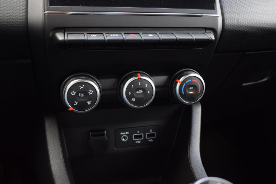 Renault Clio 1.0 TCe Zen | Apple CarPlay | Cruise | Airco | Sportstoelen