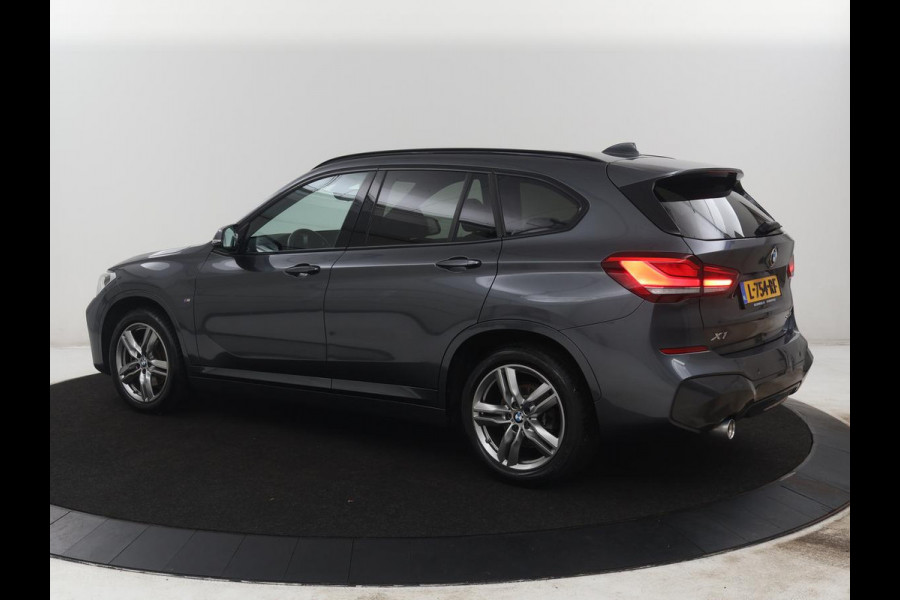 BMW X1 sDrive18i High Executive M-sport | Head-up | Half Leder | Adaptive cruise | Full LED | Climate control | Stoelverwarming | Navigatie | Park assist | Camera |
