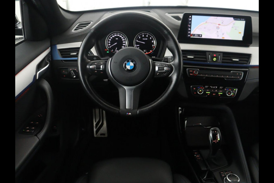 BMW X1 sDrive18i High Executive M-sport | Head-up | Half Leder | Adaptive cruise | Full LED | Climate control | Stoelverwarming | Navigatie | Park assist | Camera |