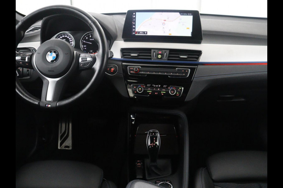 BMW X1 sDrive18i High Executive M-sport | Head-up | Half Leder | Adaptive cruise | Full LED | Climate control | Stoelverwarming | Navigatie | Park assist | Camera |