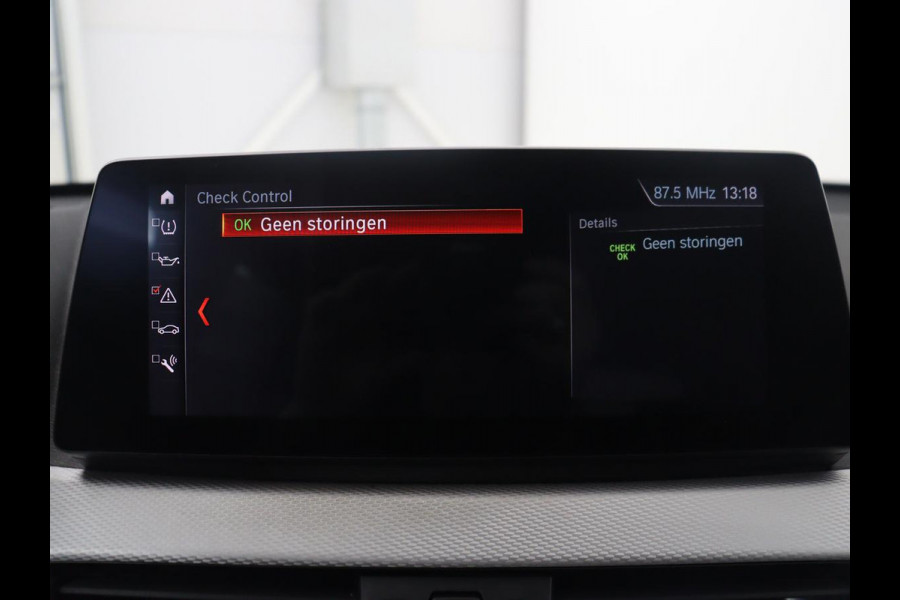 BMW X1 sDrive18i High Executive M-sport | Head-up | Half Leder | Adaptive cruise | Full LED | Climate control | Stoelverwarming | Navigatie | Park assist | Camera |