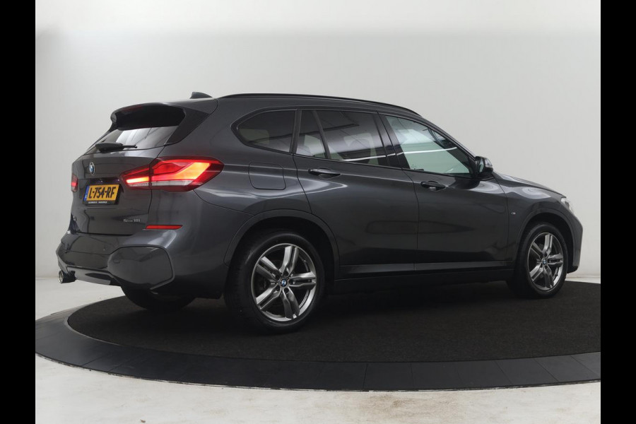 BMW X1 sDrive18i High Executive M-sport | Head-up | Half Leder | Adaptive cruise | Full LED | Climate control | Stoelverwarming | Navigatie | Park assist | Camera |