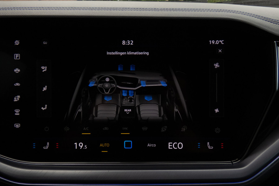 Volkswagen Touareg 3.0 TSi eHybrid 4MOTION R | Panoramadak | Luchtvering | 360°| HUD | Stoelverwarming & -ventilatie