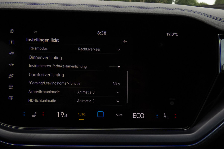Volkswagen Touareg 3.0 TSi eHybrid 4MOTION R | Panoramadak | Luchtvering | 360°| HUD | Stoelverwarming & -ventilatie