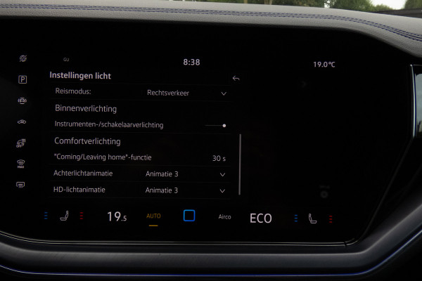 Volkswagen Touareg 3.0 TSi eHybrid 4MOTION R | Panoramadak | Luchtvering | 360°| HUD | Stoelverwarming & -ventilatie