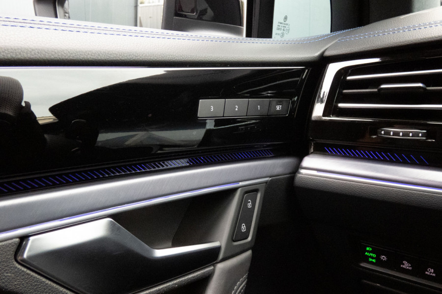 Volkswagen Touareg 3.0 TSi eHybrid 4MOTION R | Panoramadak | Luchtvering | 360°| HUD | Stoelverwarming & -ventilatie