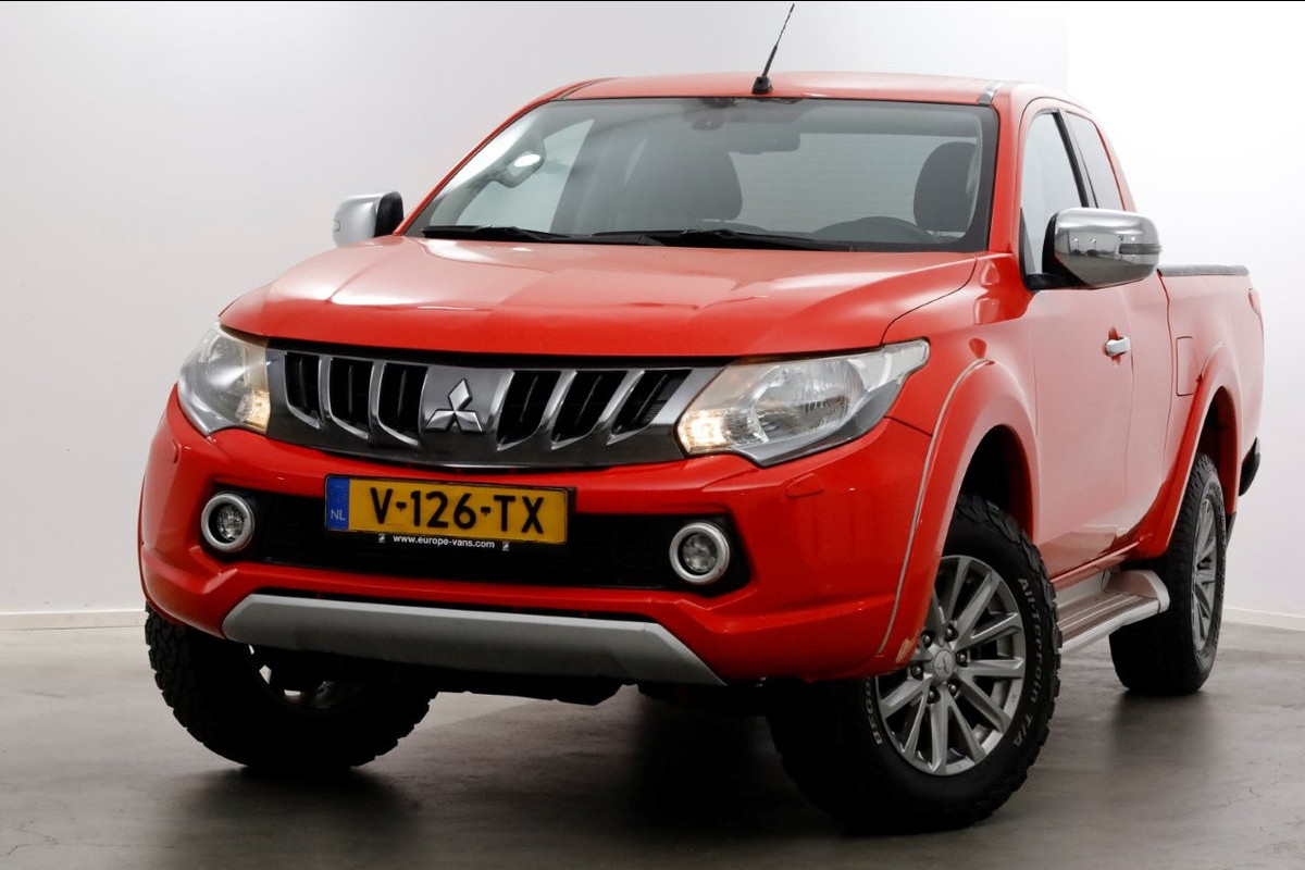 Mitsubishi L200 2.4 DI-D 180pk Club Cab Intense 4x4 High/Low Gearing + Diff. Lock 12-2018