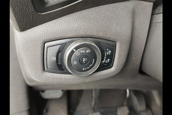 Ford Transit Connect 1.5TDCI Euro 6 Imperiaal Trekhaak Airco Bluetooth Betonplex Vloer Lat om Lat betimmering 1.200KG Trekgewicht Origineel Nederlandse Auto