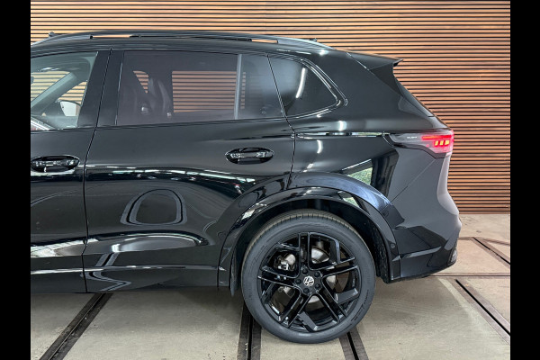 Volkswagen Tiguan 1.5 eHybrid R-Line Black Edition | garantie tot 2030| 272PK | PANO | Full Matrix-LED | Discover PRO MAX|Trekhaak