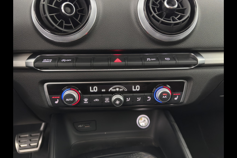 Audi A3 Sportback 35 TFSI S-Line Edition MHEV Aut. *PANO | LEATHER-FABRIC | LED-LIGHTS | DIGI-COCKPIT | NAVI-FULLMAP | HEATED-SPORTSEATS | PRIVACY-GLASS | ECC | PDC | CRUISE | 18''ALU*