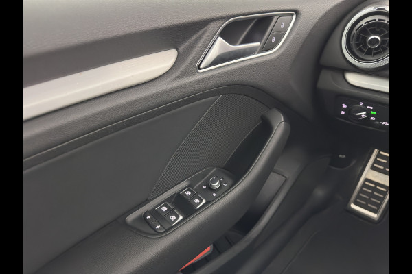 Audi A3 Sportback 35 TFSI S-Line Edition MHEV Aut. *PANO | LEATHER-FABRIC | LED-LIGHTS | DIGI-COCKPIT | NAVI-FULLMAP | HEATED-SPORTSEATS | PRIVACY-GLASS | ECC | PDC | CRUISE | 18''ALU*