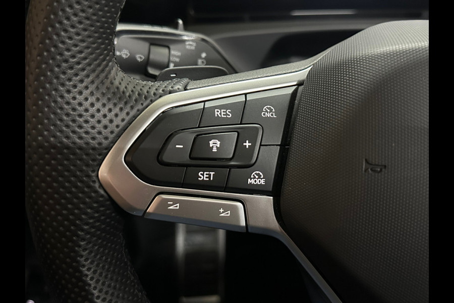 Volkswagen Tiguan 1.5 eHybrid R-Line Black Edition | 272PK | Garantie tot 2030 | H/K Sound | IQ.Light HD | Pano | Trekhaak | Leder
