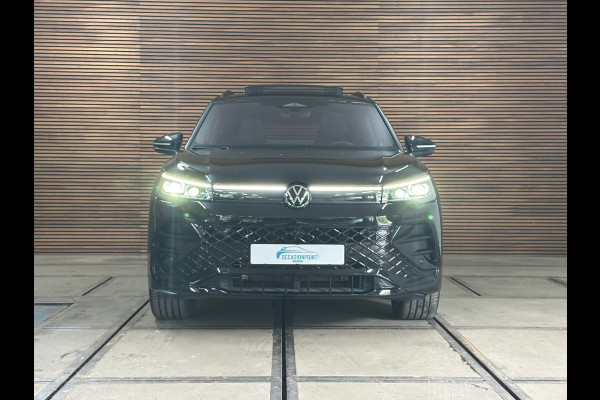 Volkswagen Tiguan 1.5 eHybrid R-Line Black Edition | 272PK | Garantie tot 2030 | H/K Sound | IQ.Light HD | Pano | Trekhaak | Leder