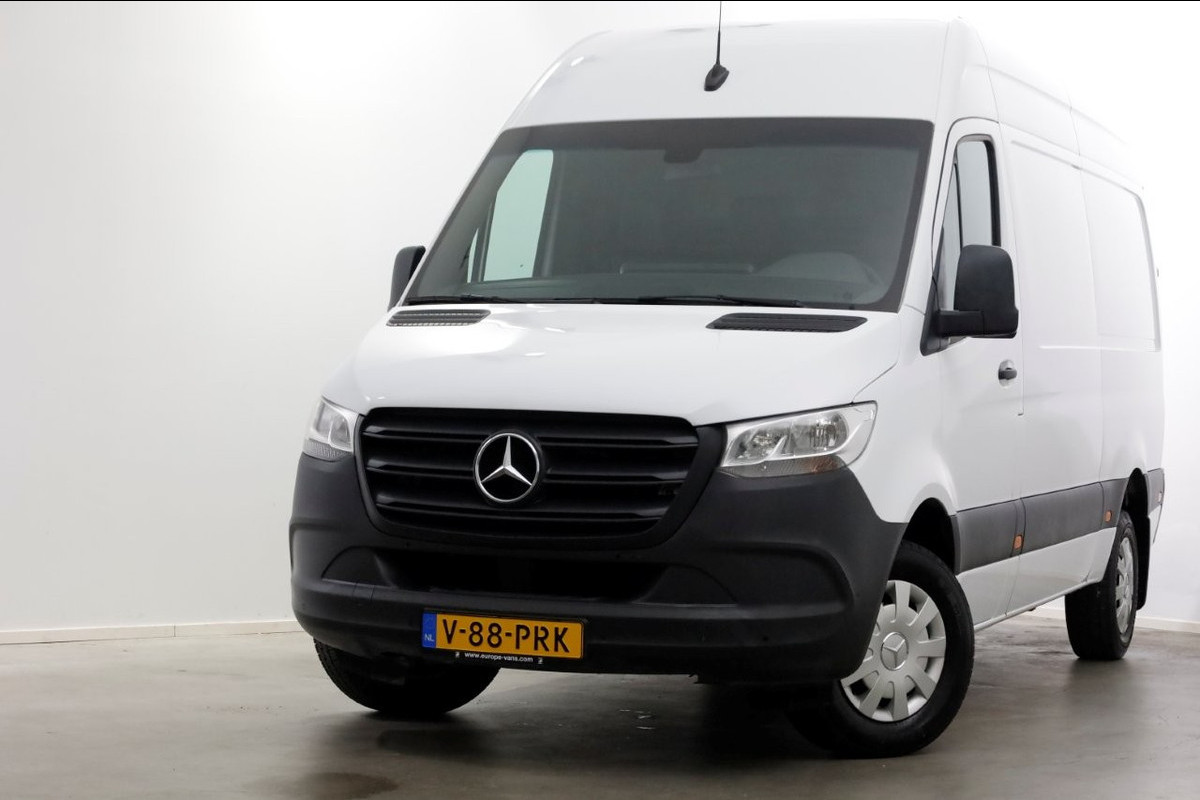 Mercedes-Benz Sprinter 316 CDI 163pk RWD L2H2 Airco/Navi/Camera/Trekhaak 3500kg 11-2018