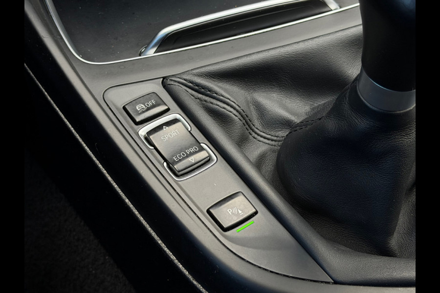 BMW 1-serie 118i M Sport Edition Pano|Cruise|Bluetooth|Navi|PDC|LMV|Trekhaak