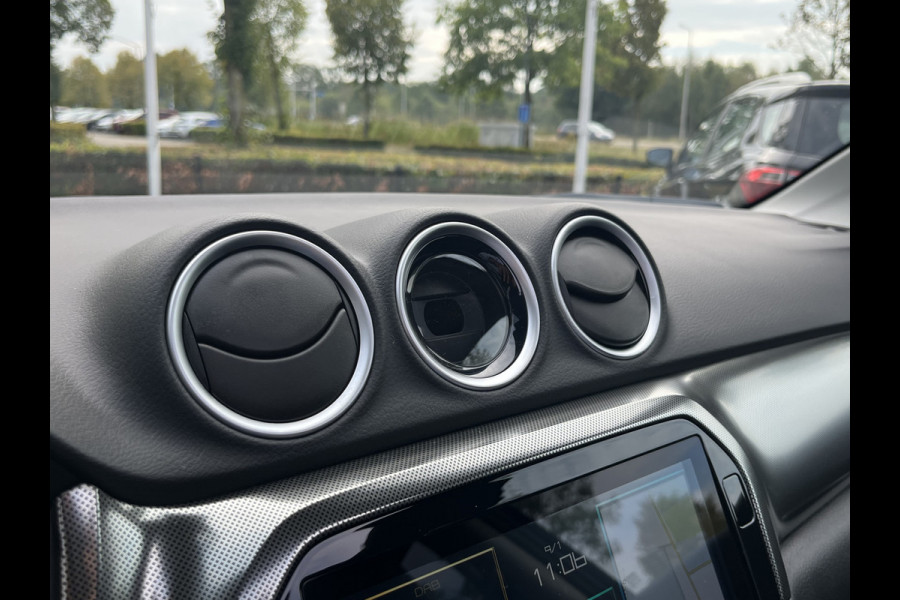 Suzuki Vitara 1.4 Boosterjet Smart Hybrid Style | €2.000,- voordeel | Uit voorraad leverbaar | 0886 | Pano | Adapt. Cruise | Camera | Dodehoek | Rijstrook | Stoelverwarming | etc. etc.