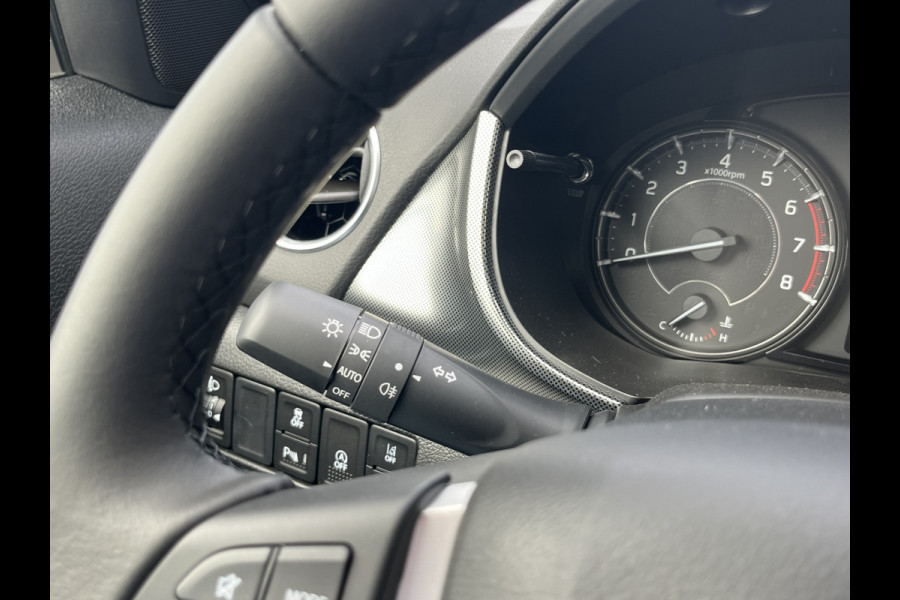 Suzuki Vitara 1.4 Boosterjet Smart Hybrid Style | €2.000,- voordeel | Uit voorraad leverbaar | 0886 | Pano | Adapt. Cruise | Camera | Dodehoek | Rijstrook | Stoelverwarming | etc. etc.