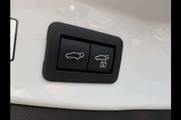 Toyota C-HR 1.8 Hybrid 140PK First Edition Bi-Tone/Winter-pack/Gr.-navigatie/Elektr.klep/Camera/Adapt.-cruise
