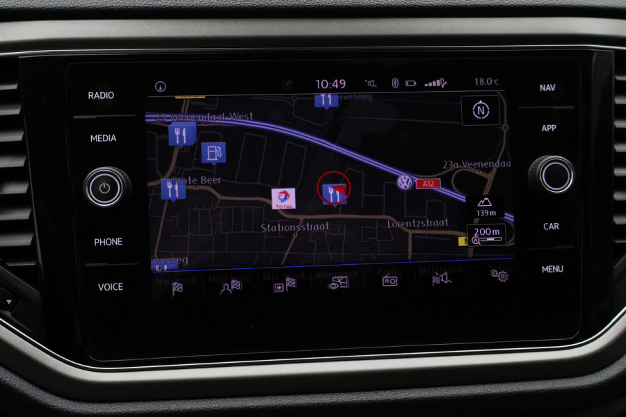 Volkswagen T-Roc 1.0 TSI Style Eerste Eigenaar, ACC, Apple Carplay, Climate, PDC, LED, Trekhaak, 16''
