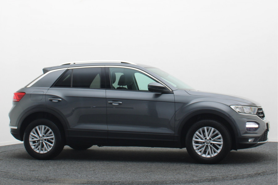Volkswagen T-Roc 1.0 TSI Style Eerste Eigenaar, ACC, Apple Carplay, Climate, PDC, LED, Trekhaak, 16''
