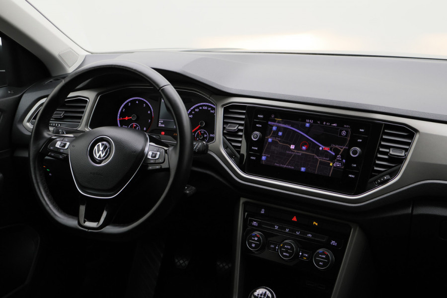 Volkswagen T-Roc 1.0 TSI Style Eerste Eigenaar, ACC, Apple Carplay, Climate, PDC, LED, Trekhaak, 16''