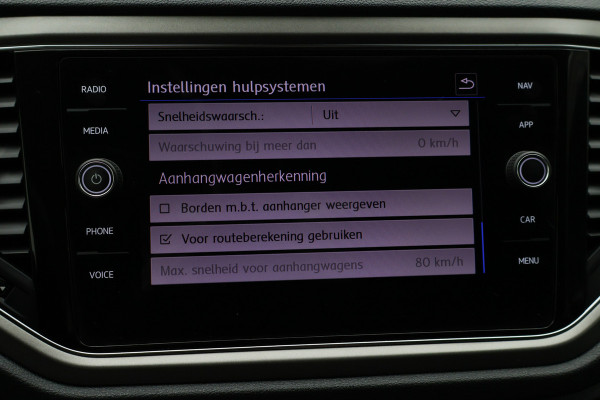 Volkswagen T-Roc 1.0 TSI Style Eerste Eigenaar, ACC, Apple Carplay, Climate, PDC, LED, Trekhaak, 16''