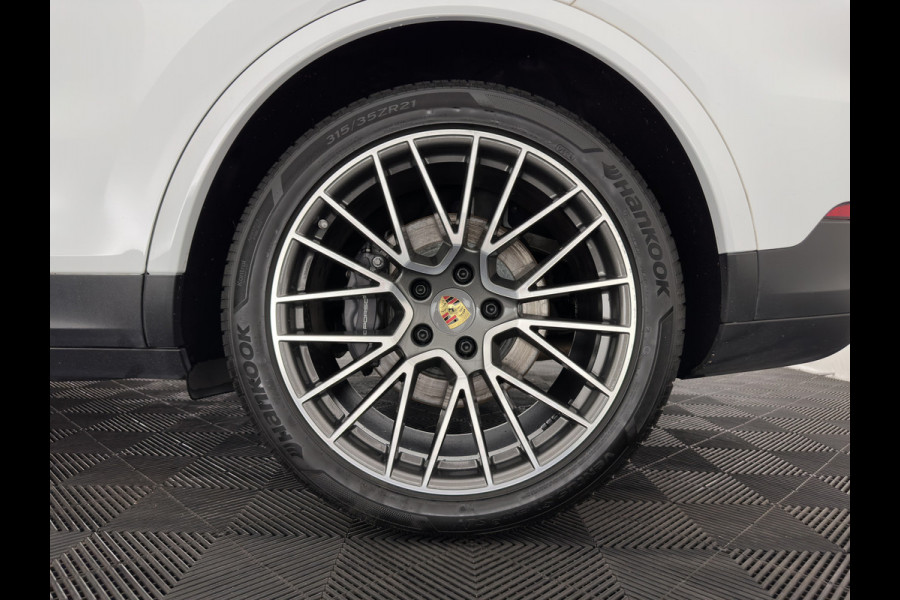 Porsche Cayenne Coupé 3.0 E-Hybrid (Plug-in) {SoH-100%} Aut. *PANO | SPORT-CHRONO | LEATHER | BOSE-AUDIO | FULL-LED | TOPVIEW | AIRSUSPENSION | DIGI-COCKPIT | HEATED-SPORTSEATS | DAB | NAVI-FULLMAP | PRIVACY-GLASS | SHIFTPADDLES | ECC | PDC | HEAD
