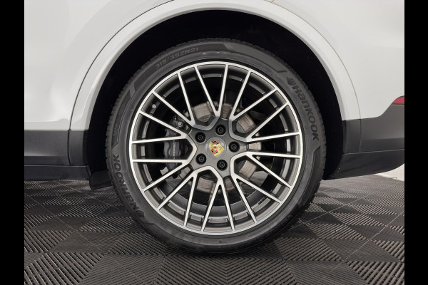Porsche Cayenne Coupé 3.0 E-Hybrid (Plug-in) {SoH-100%} Aut. *PANO | SPORT-CHRONO | LEATHER | BOSE-AUDIO | FULL-LED | TOPVIEW | AIRSUSPENSION | DIGI-COCKPIT | HEATED-SPORTSEATS | DAB | NAVI-FULLMAP | PRIVACY-GLASS | SHIFTPADDLES | ECC | PDC | HEAD