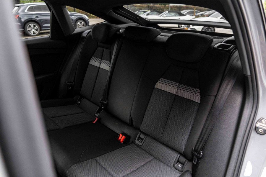 Audi Q4 Sportback e-tron 35 Advanced edition 55 kWh Sportstoelen Elek.Klep Stoelverwarming Ambiance Camera 19''