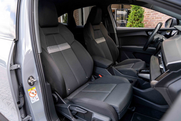 Audi Q4 Sportback e-tron 35 Advanced edition 55 kWh Sportstoelen Elek.Klep Stoelverwarming Ambiance Camera 19''