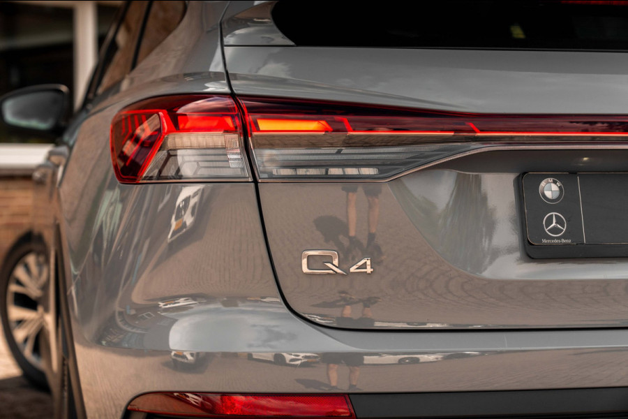 Audi Q4 Sportback e-tron 35 Advanced edition 55 kWh Sportstoelen Elek.Klep Stoelverwarming Ambiance Camera 19''
