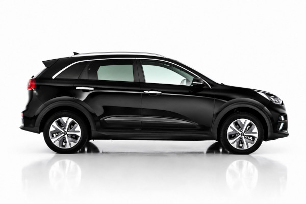 Kia e-Niro DynamicPlusLine 64 kWh SOH 100% | STOELVERWARMING | SCHUIFDAK | CAMERA | NAP | STUURVERWARMING