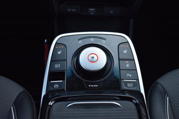 Kia e-Niro DynamicPlusLine 64 kWh SOH 100% | STOELVERWARMING | SCHUIFDAK | CAMERA | NAP | STUURVERWARMING