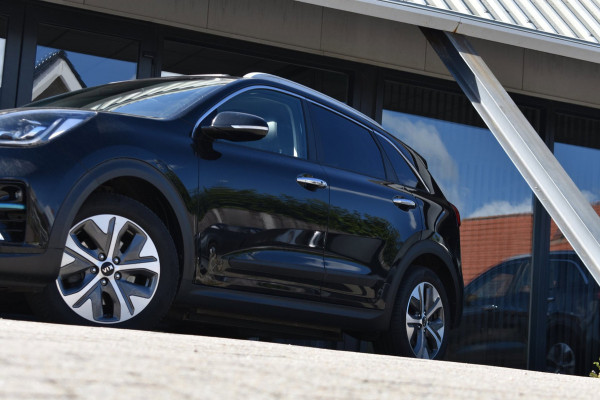 Kia e-Niro DynamicPlusLine 64 kWh SOH 100% | STOELVERWARMING | SCHUIFDAK | CAMERA | NAP | STUURVERWARMING