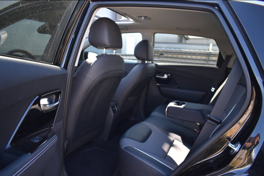 Kia e-Niro DynamicPlusLine 64 kWh SOH 100% | STOELVERWARMING | SCHUIFDAK | CAMERA | NAP | STUURVERWARMING