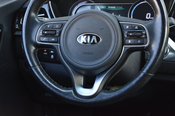 Kia e-Niro DynamicPlusLine 64 kWh SOH 100% | STOELVERWARMING | SCHUIFDAK | CAMERA | NAP | STUURVERWARMING