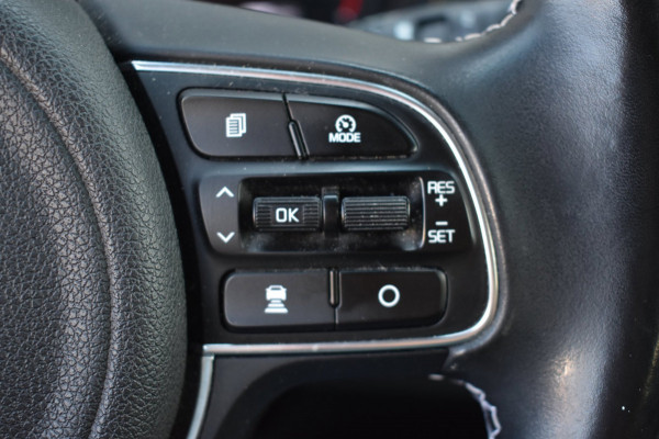 Kia e-Niro DynamicPlusLine 64 kWh SOH 100% | STOELVERWARMING | SCHUIFDAK | CAMERA | NAP | STUURVERWARMING