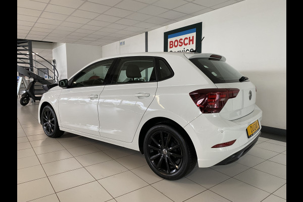 Volkswagen Polo 1.0 TSI Life automaat 5 Drs Carplay /Stoelverwarming / Navigatie / Cruise controle