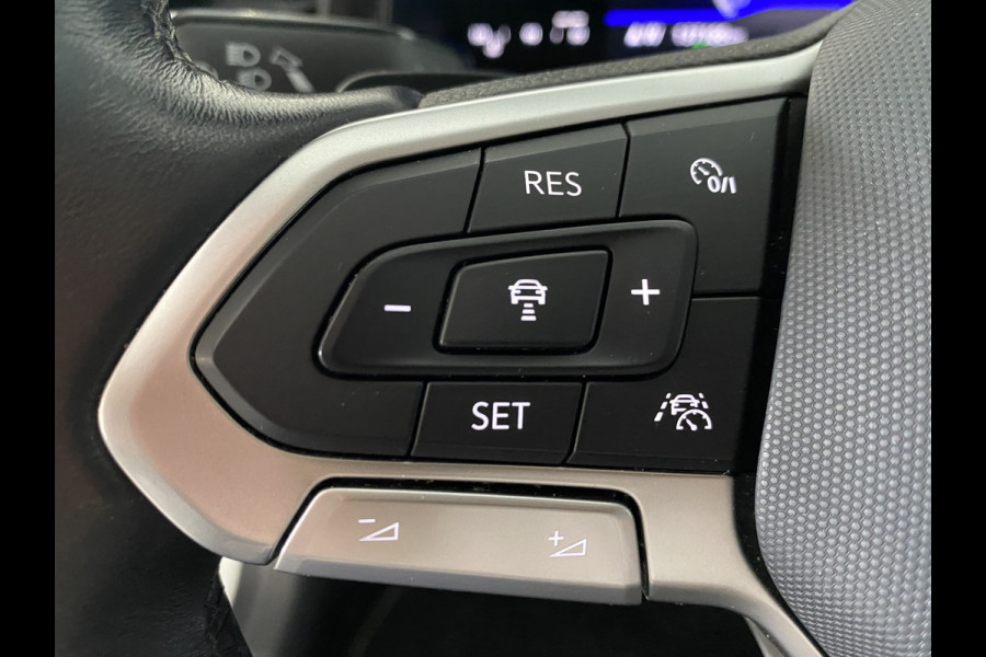 Volkswagen Polo 1.0 TSI Life automaat 5 Drs Carplay /Stoelverwarming / Navigatie / Cruise controle