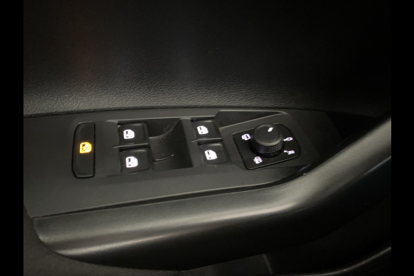 Volkswagen Polo 1.0 TSI Life automaat 5 Drs Carplay /Stoelverwarming / Navigatie / Cruise controle