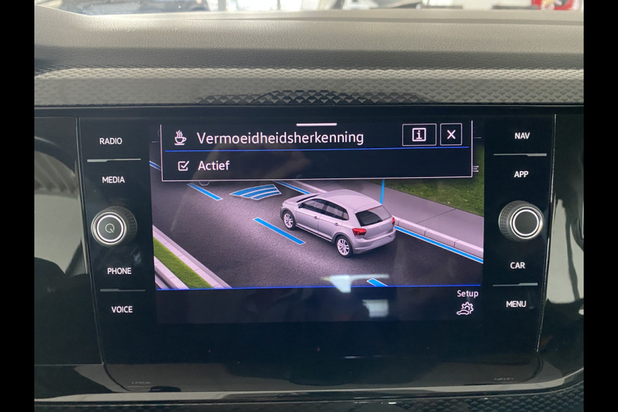 Volkswagen Polo 1.0 TSI Life automaat 5 Drs Carplay /Stoelverwarming / Navigatie / Cruise controle